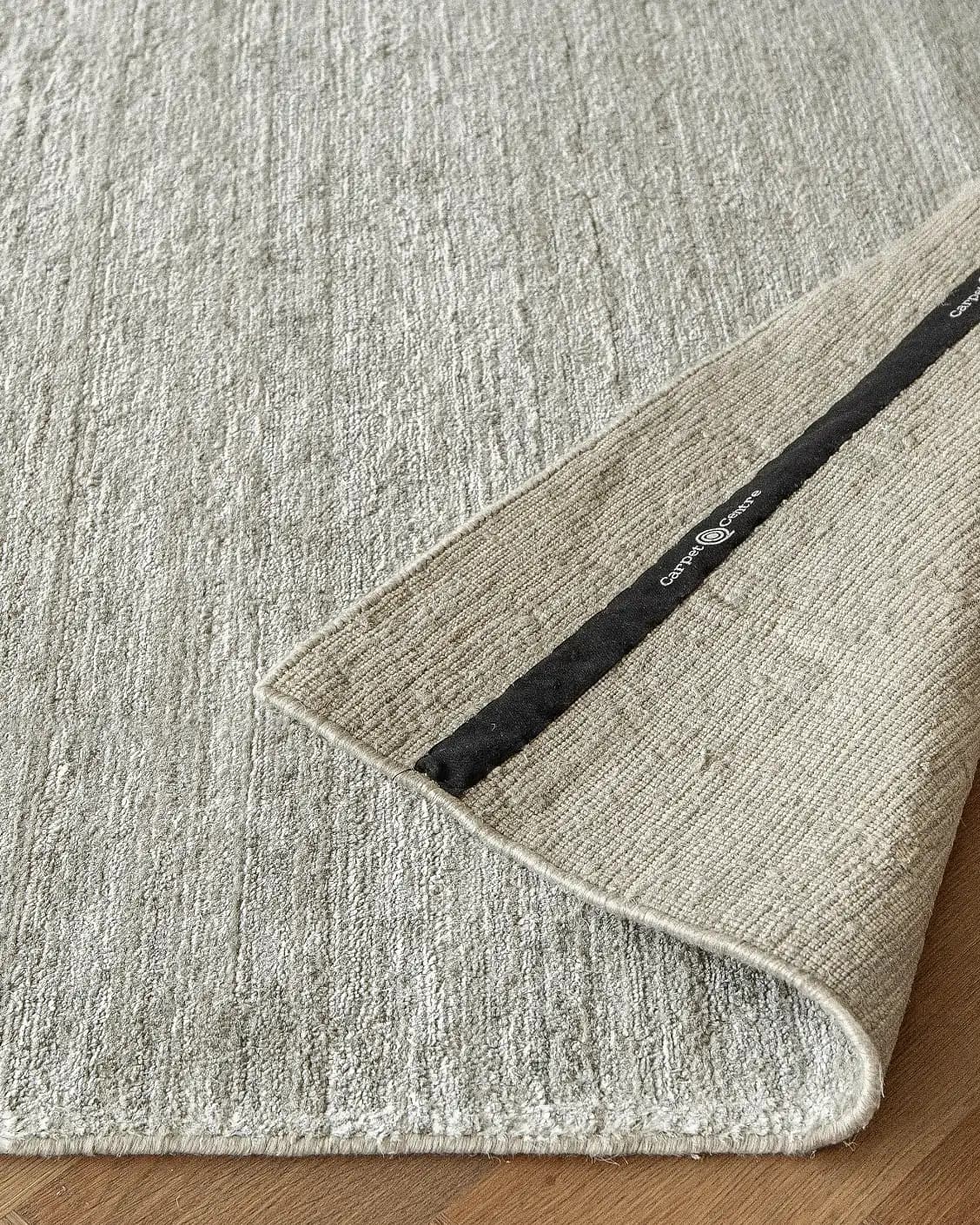 Beatrice Dune 02 Runners carpet in dune and grey, shown in a product close-up as image 6