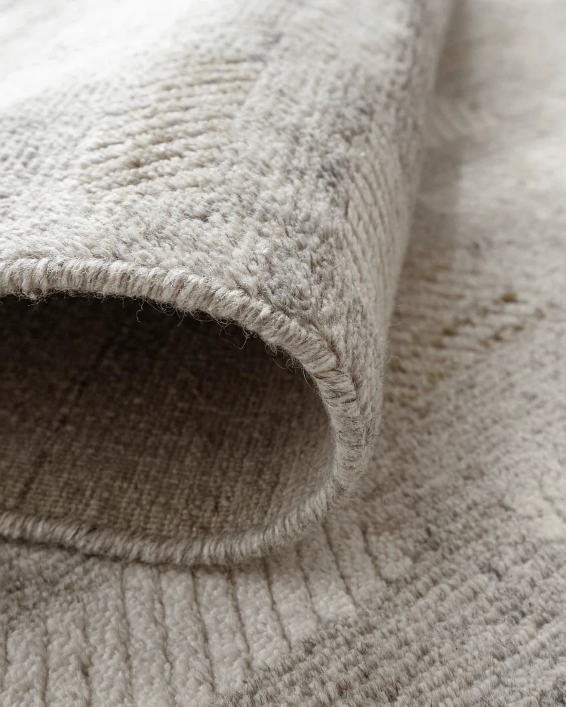 Dante Ashton carpet in grey and beige, shown in a product close-up as image 7