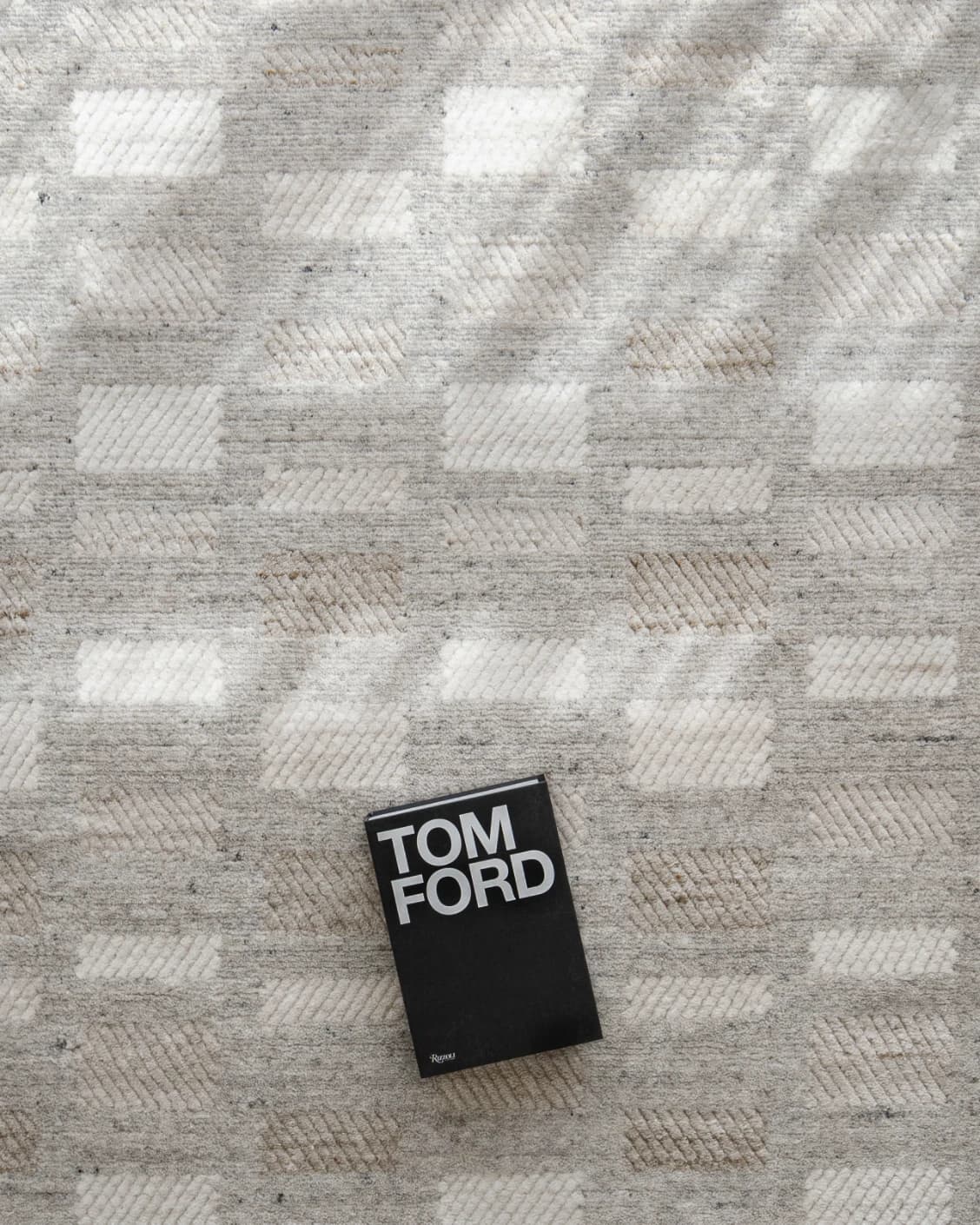 Dante Ashton carpet in grey and beige, shown in a product top view as image 9