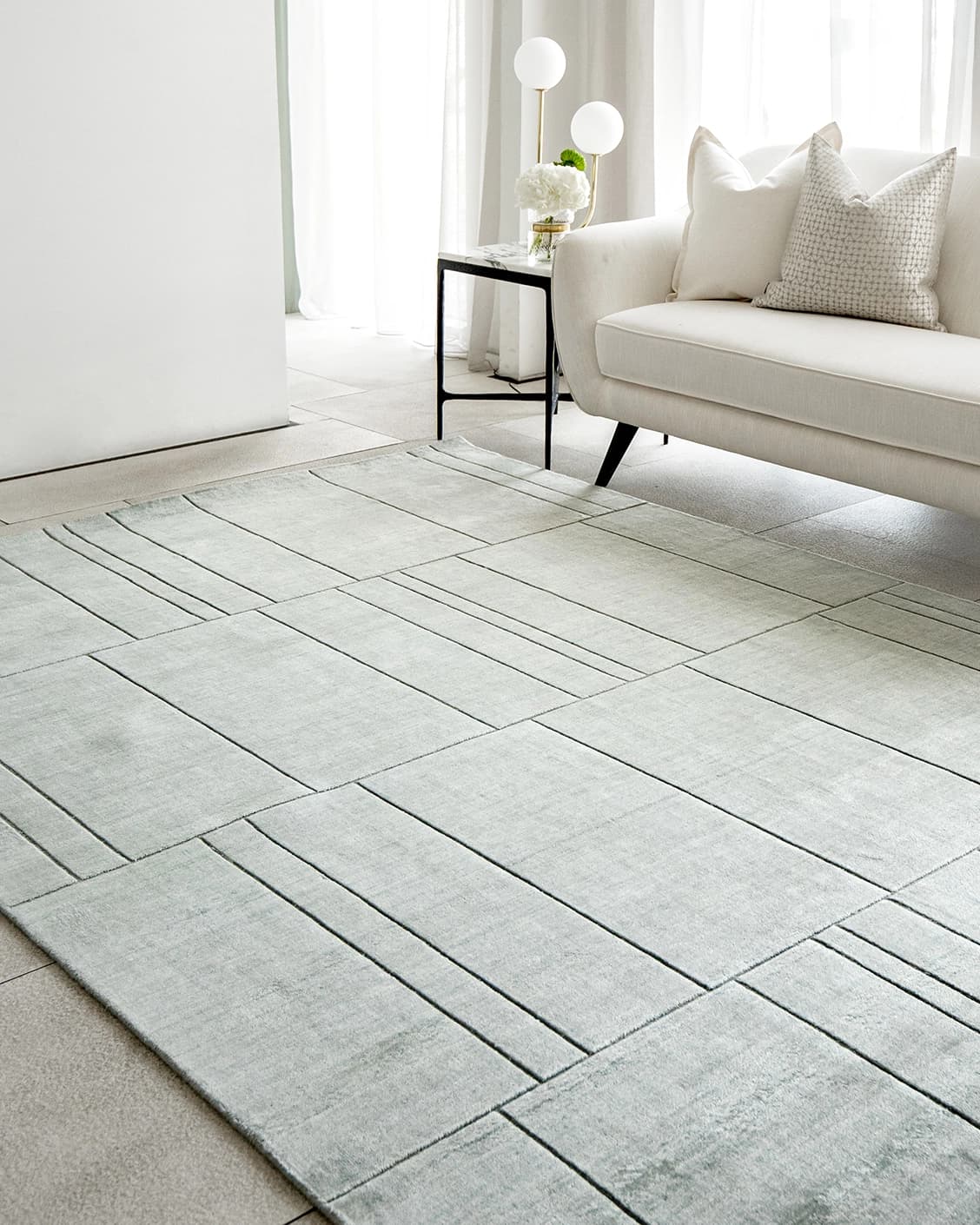 Elliot Azure in azure and green, shown in a lifestyle right view as image 5