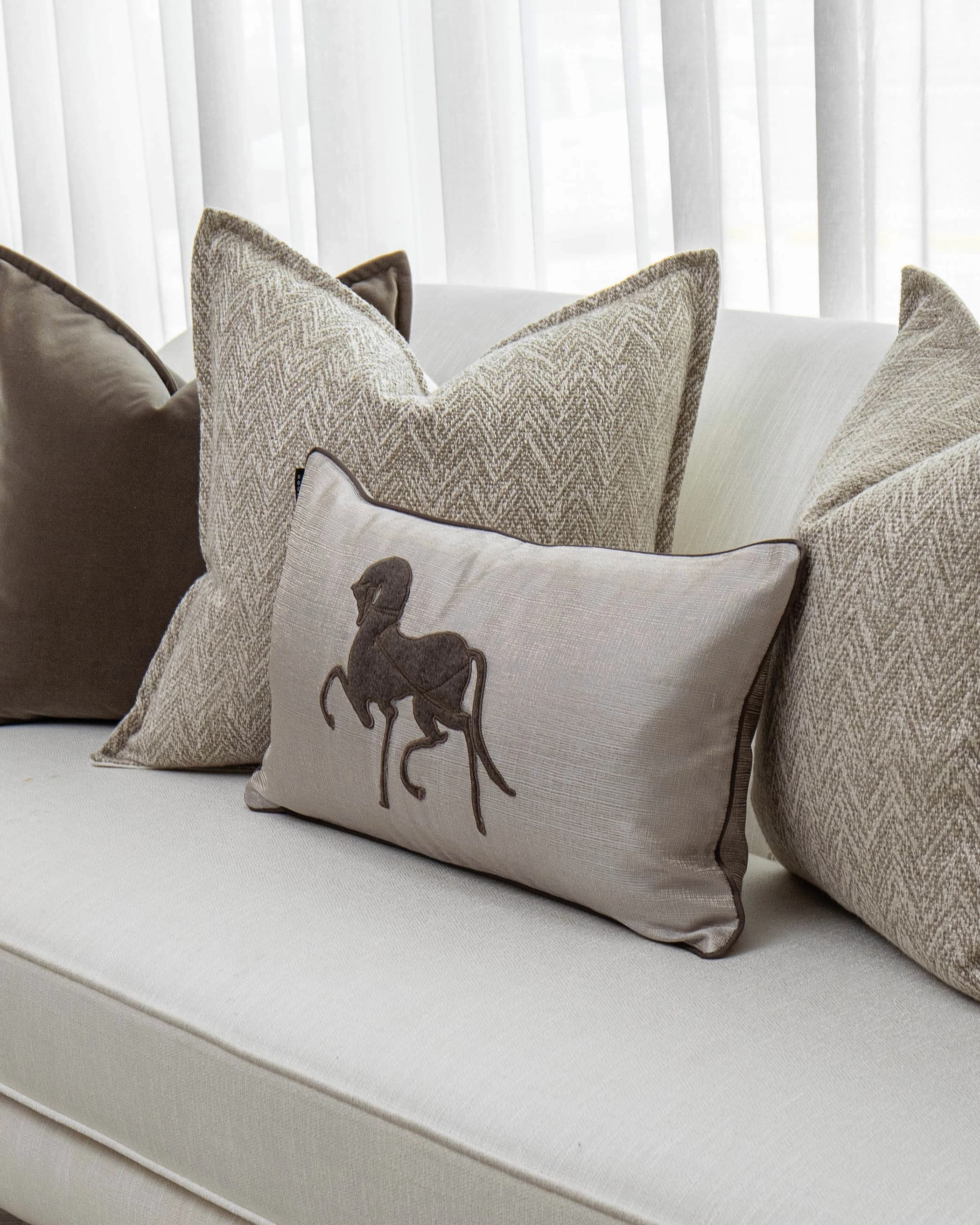 Gracia Bundle bundle - indoor in brown, shown in a product right view as image 3